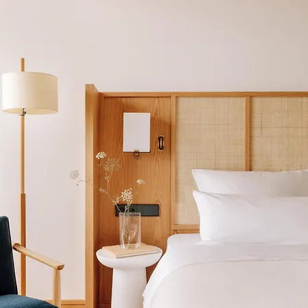 Aethos Hotel 5*