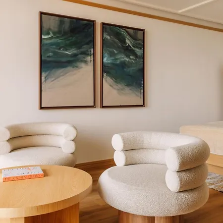 Aethos Ericeira Hotel