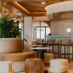 Aethos Ericeira فندق 5*